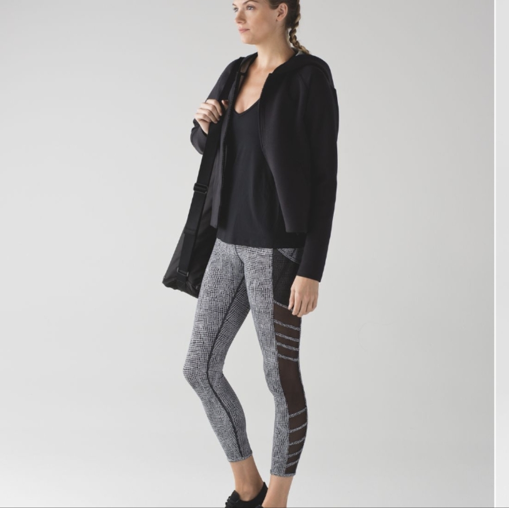 Lululemon Wild And Free Tight Fall Net White Black / Black